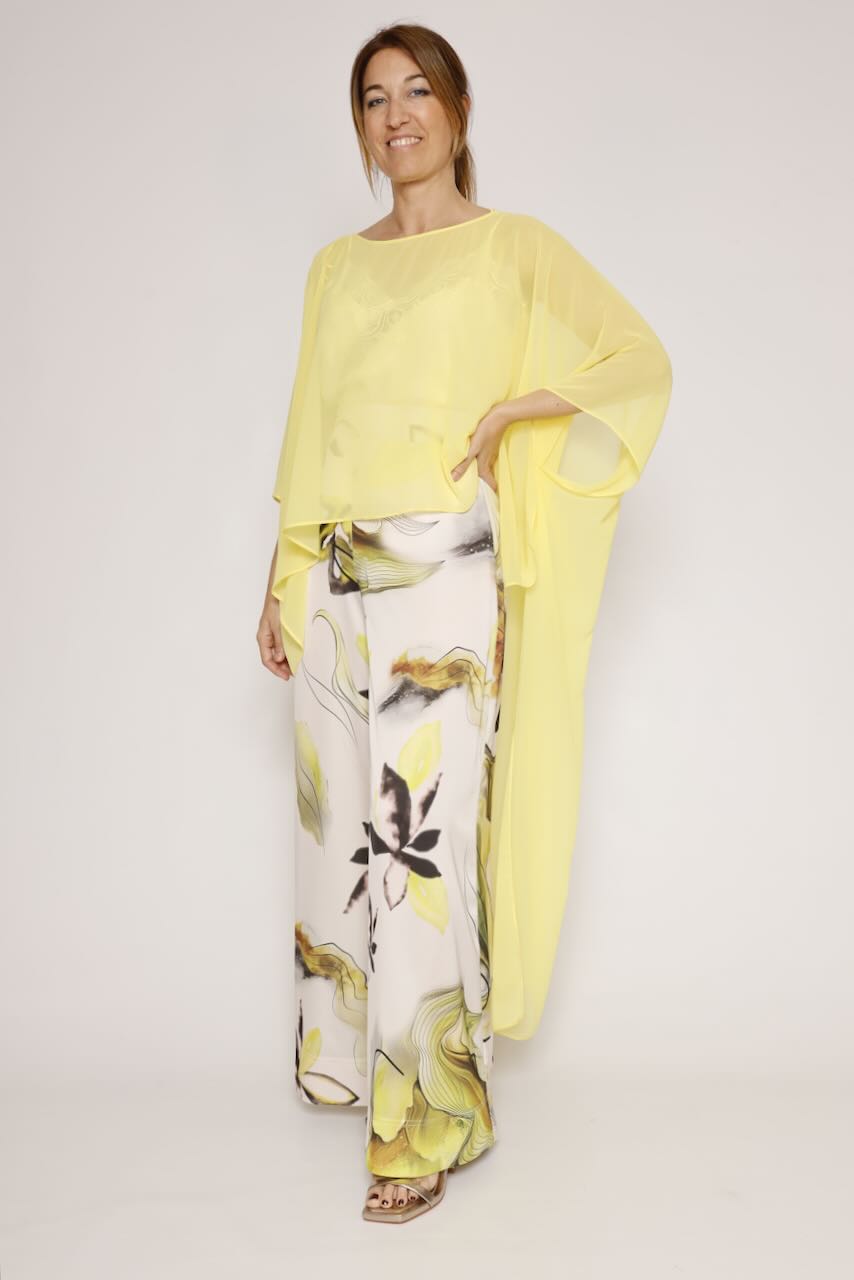 Blusa tipo capa asimétrica 63-2189-AMARILLO