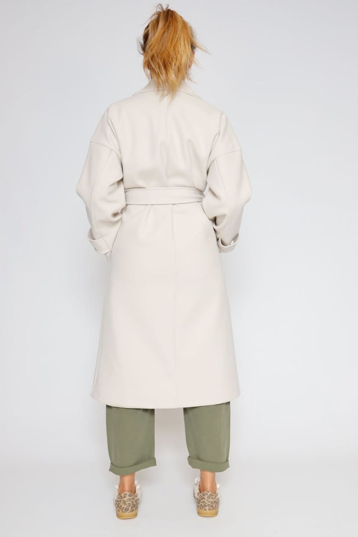 ABRIGO BY09102-LATTE