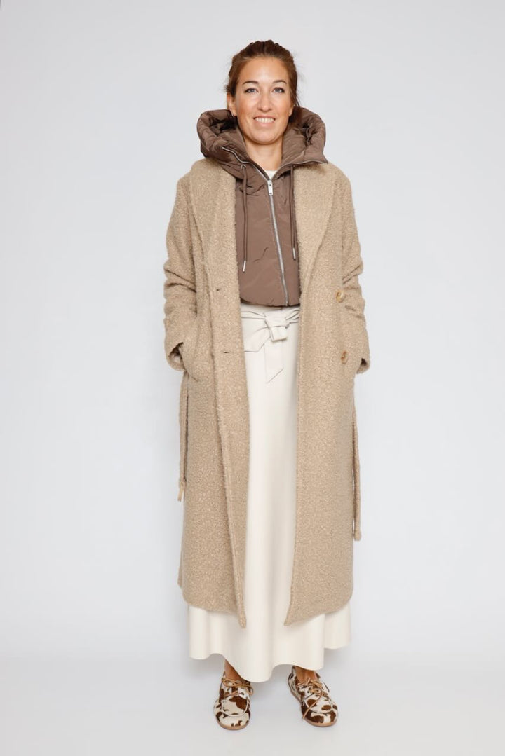 CAPA ACOLCHADA TABITA.7002512-MARRON