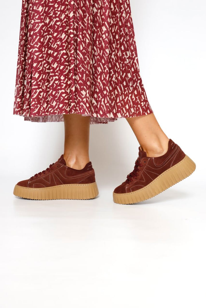 ZAPATILLA 0064-BURDEOS