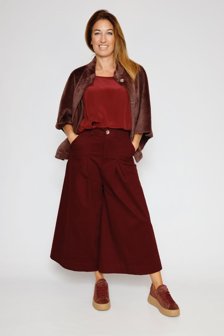 CAPA DEWI.7002511-BURDEOS