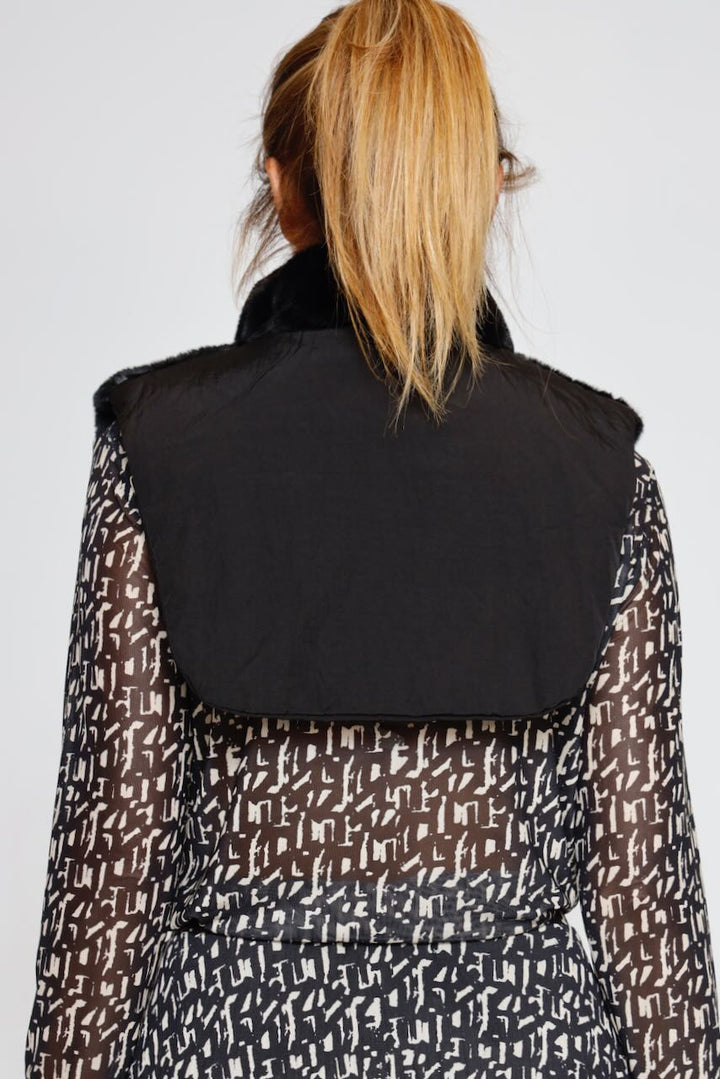 CAPA REVERSIBLE NURA.7002512-NEGRO