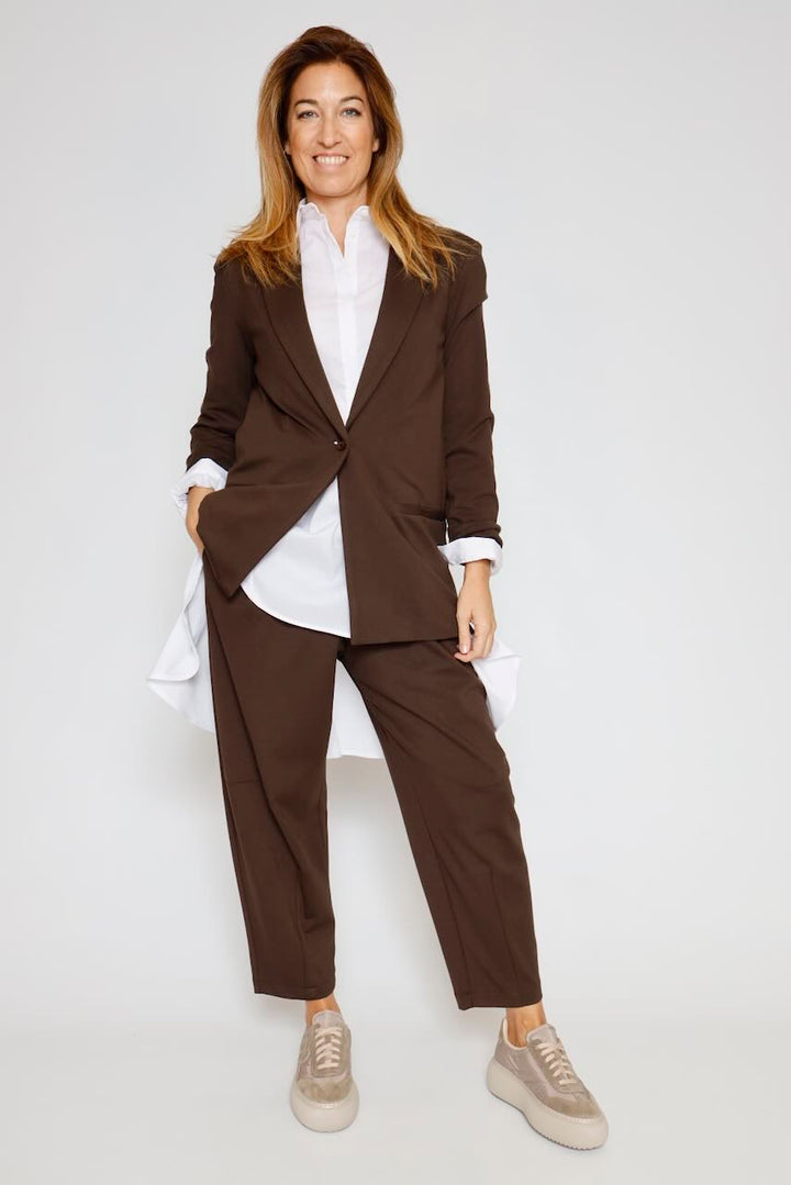 AMERICANA OVER JAH1KHZ-MARRON