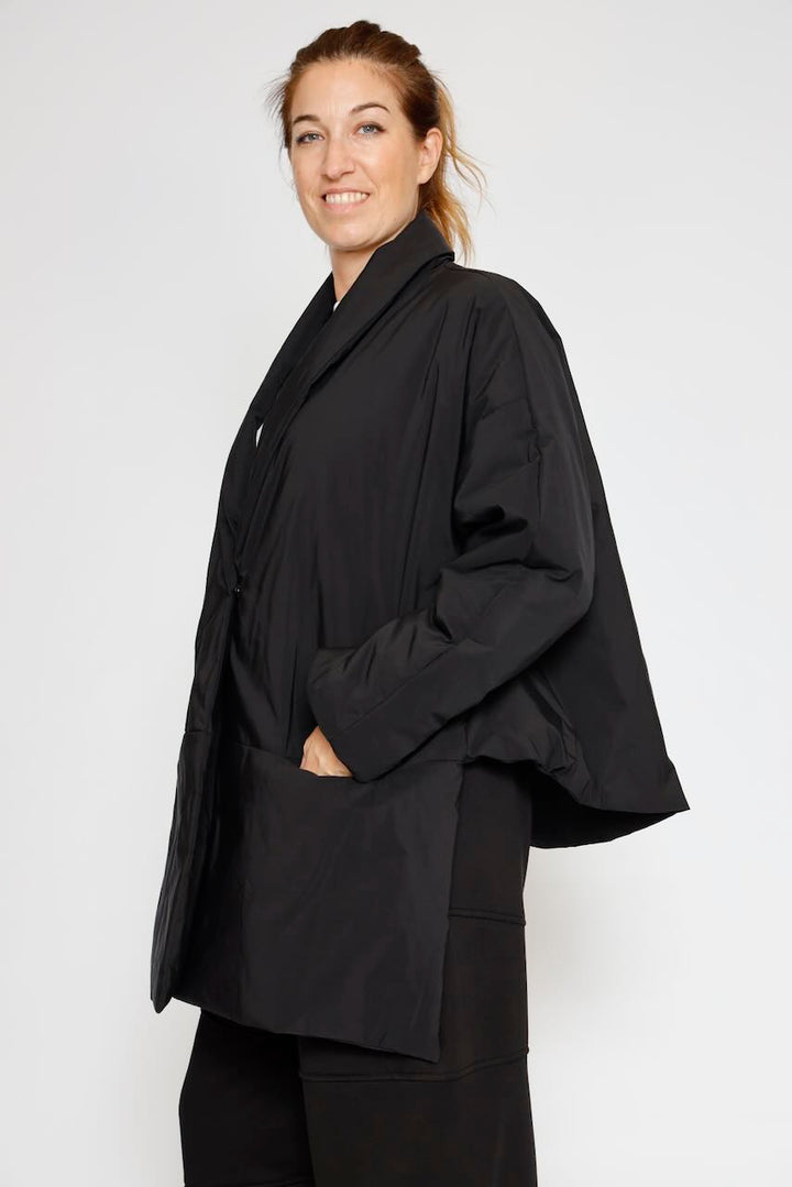 CHAQUETA A5UC0242-NEGRO