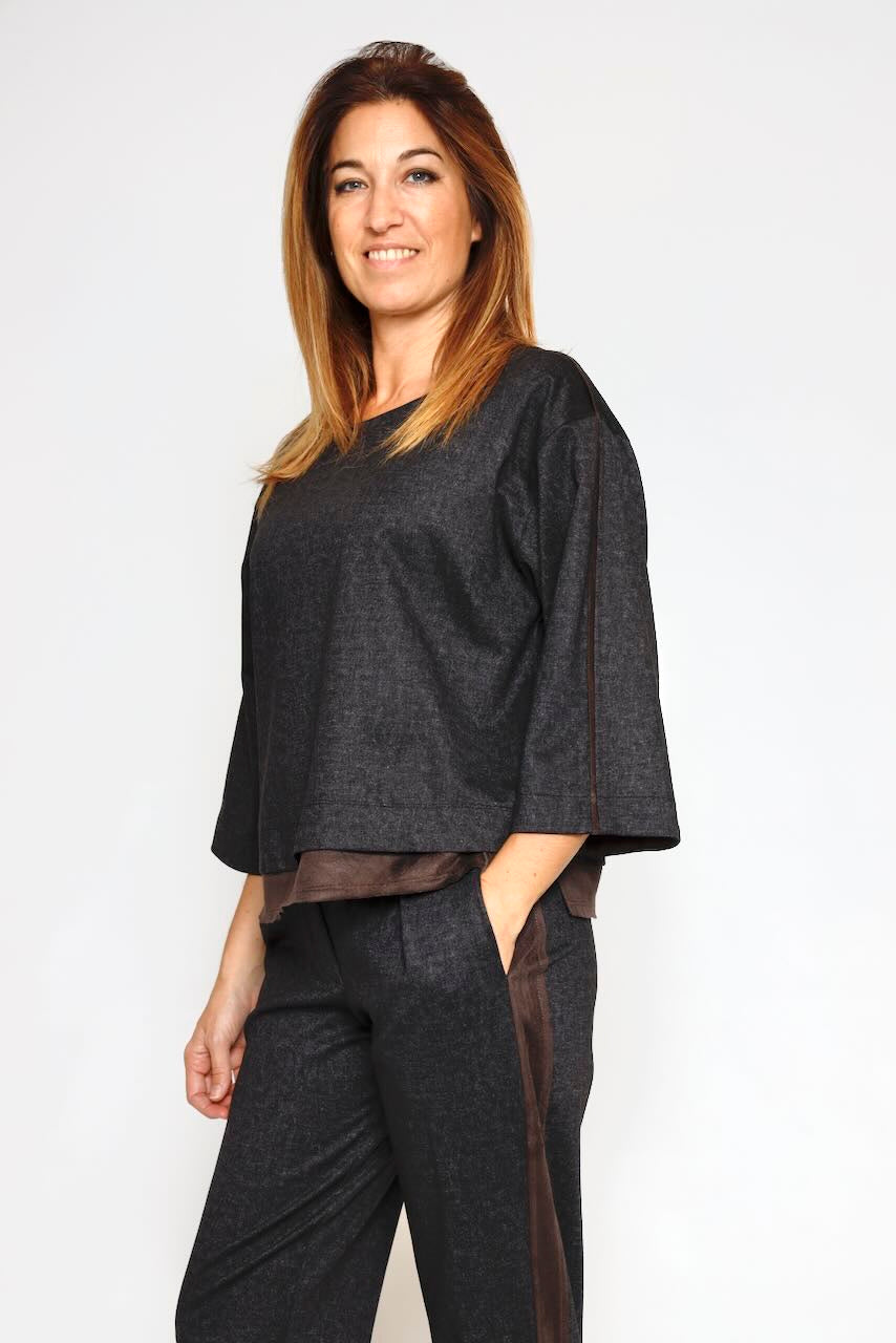 BLUSA CON DETALLES EFECTO ANTE 54-2031-NEGRO