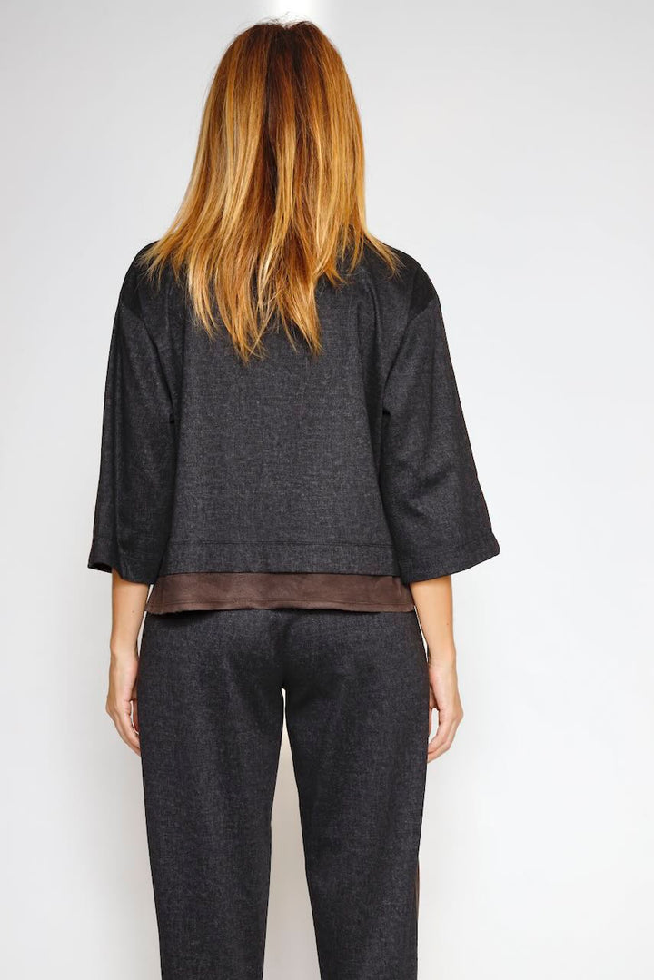 BLUSA CON DETALLES EFECTO ANTE 54-2031-NEGRO