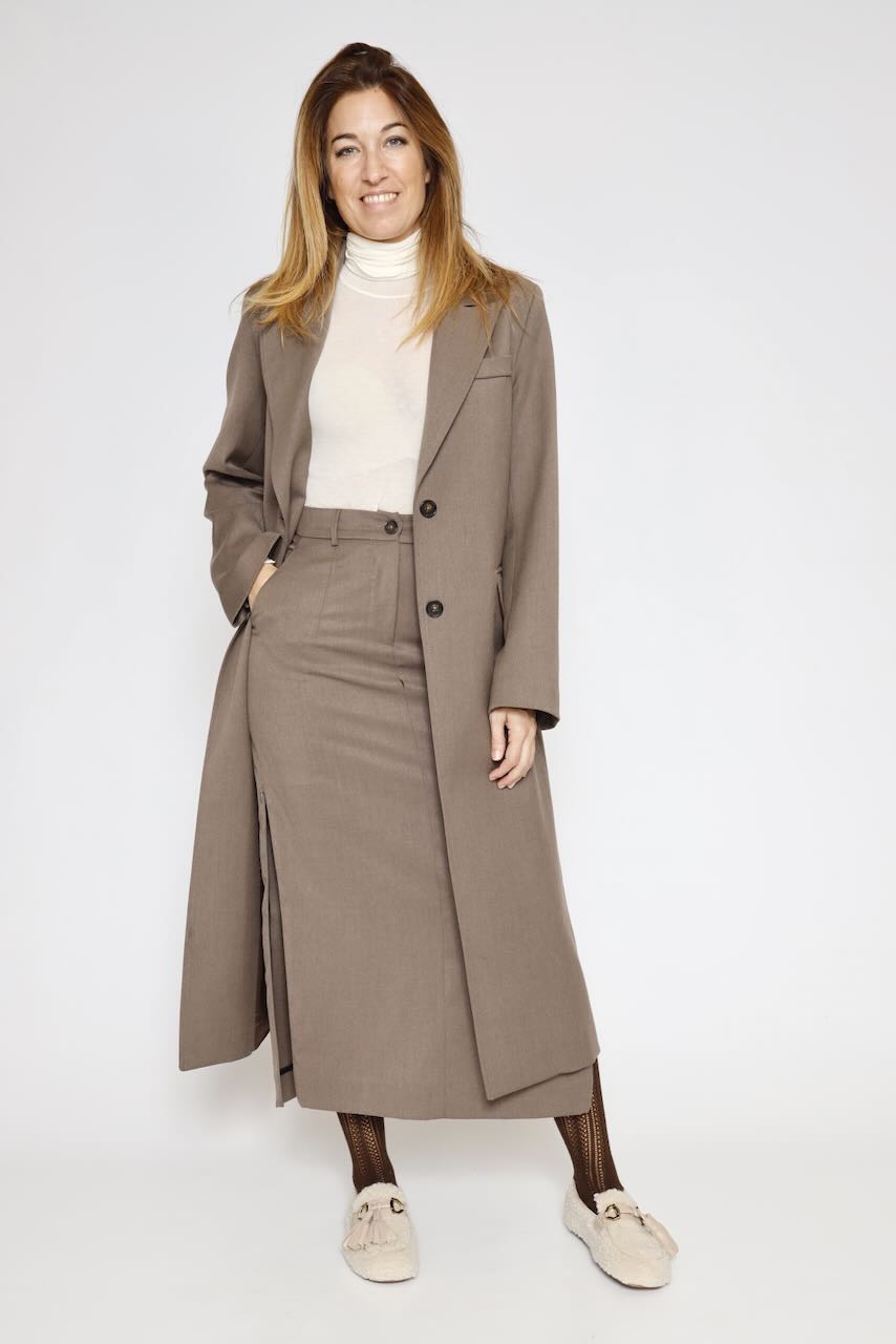 Abrigo largo con bolsillos de solapa 54-9000-CAFE