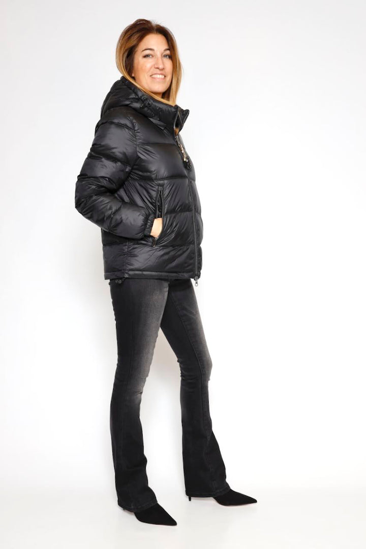 CHAQUETA ACOLCHADA M49491-NEGRO