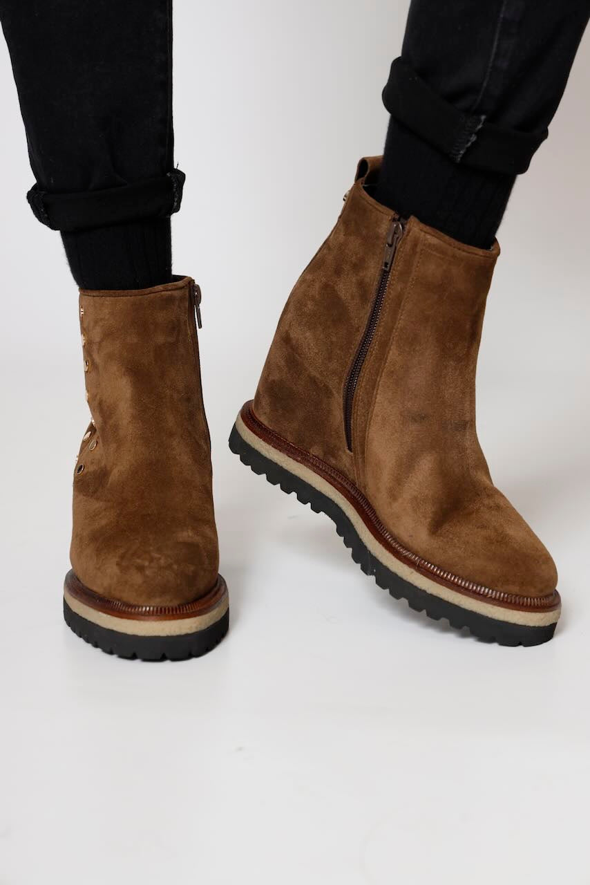 BOTÍN 550811-MUSTANG