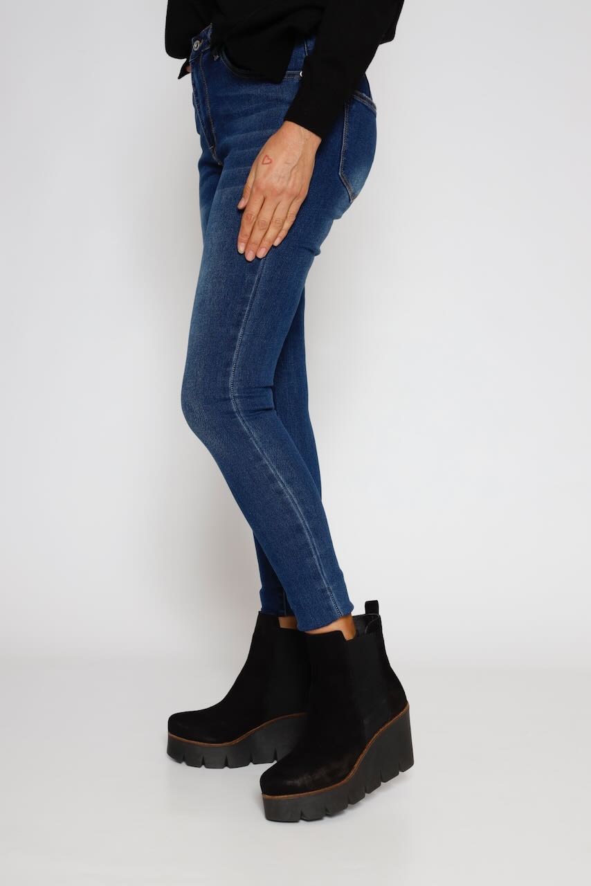 P8361HOM31-BLUE DENIM JEANS