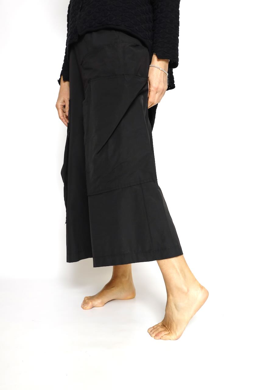 PANTALON BOLSILLOS P5UA0629-NEGRO