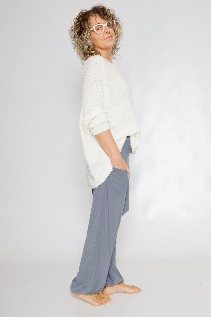 PANTALÓN MAIKU-GRIS