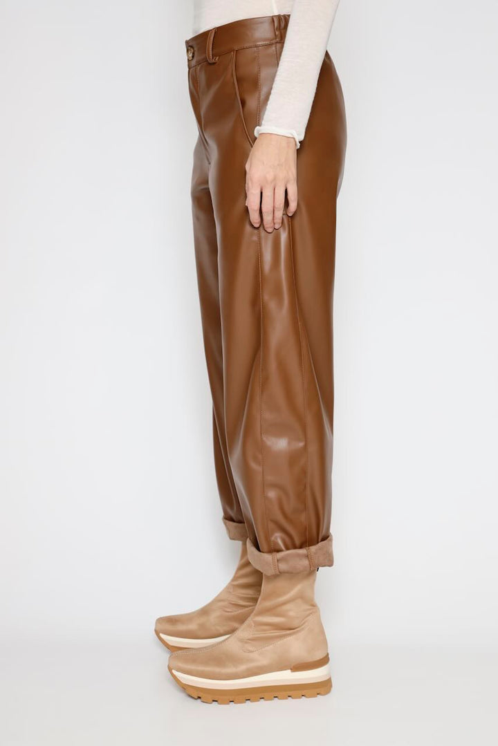 PANTALÓN A25DD214-MARRON