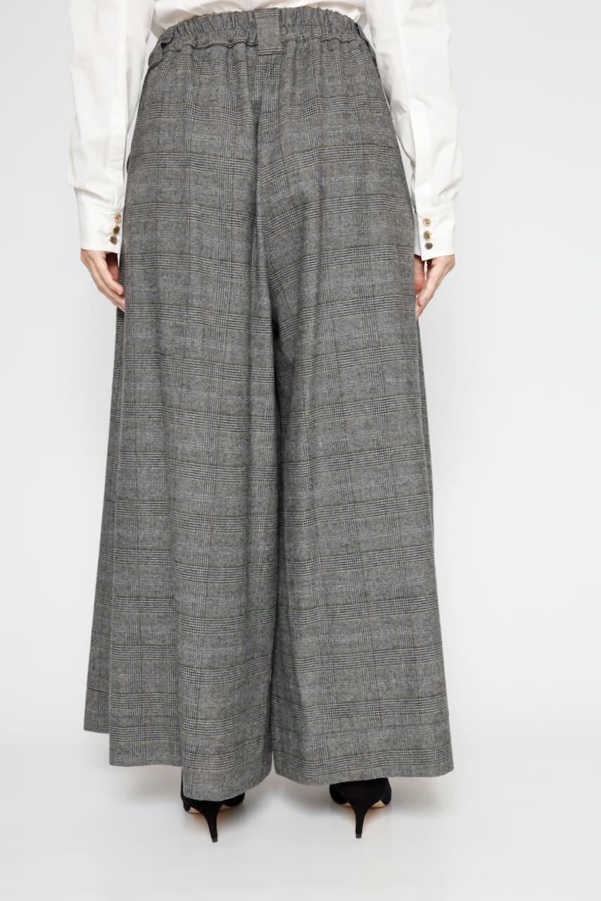PANTALÓN A5BM5946-GRIS