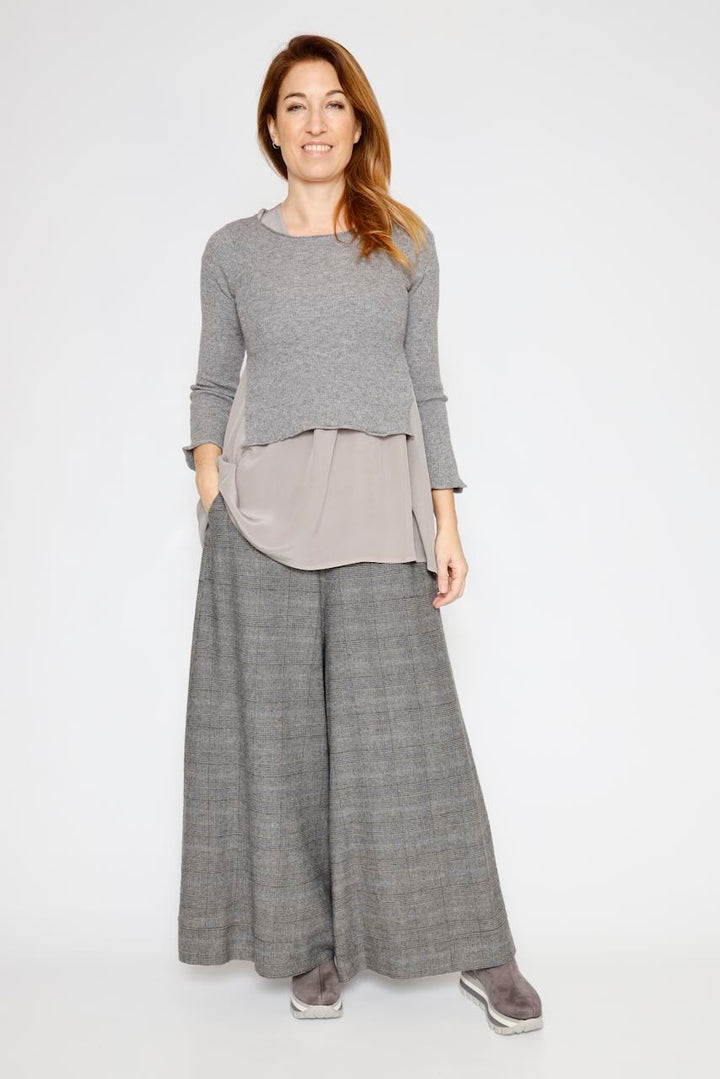 PANTALÓN A5BM5946-GRIS