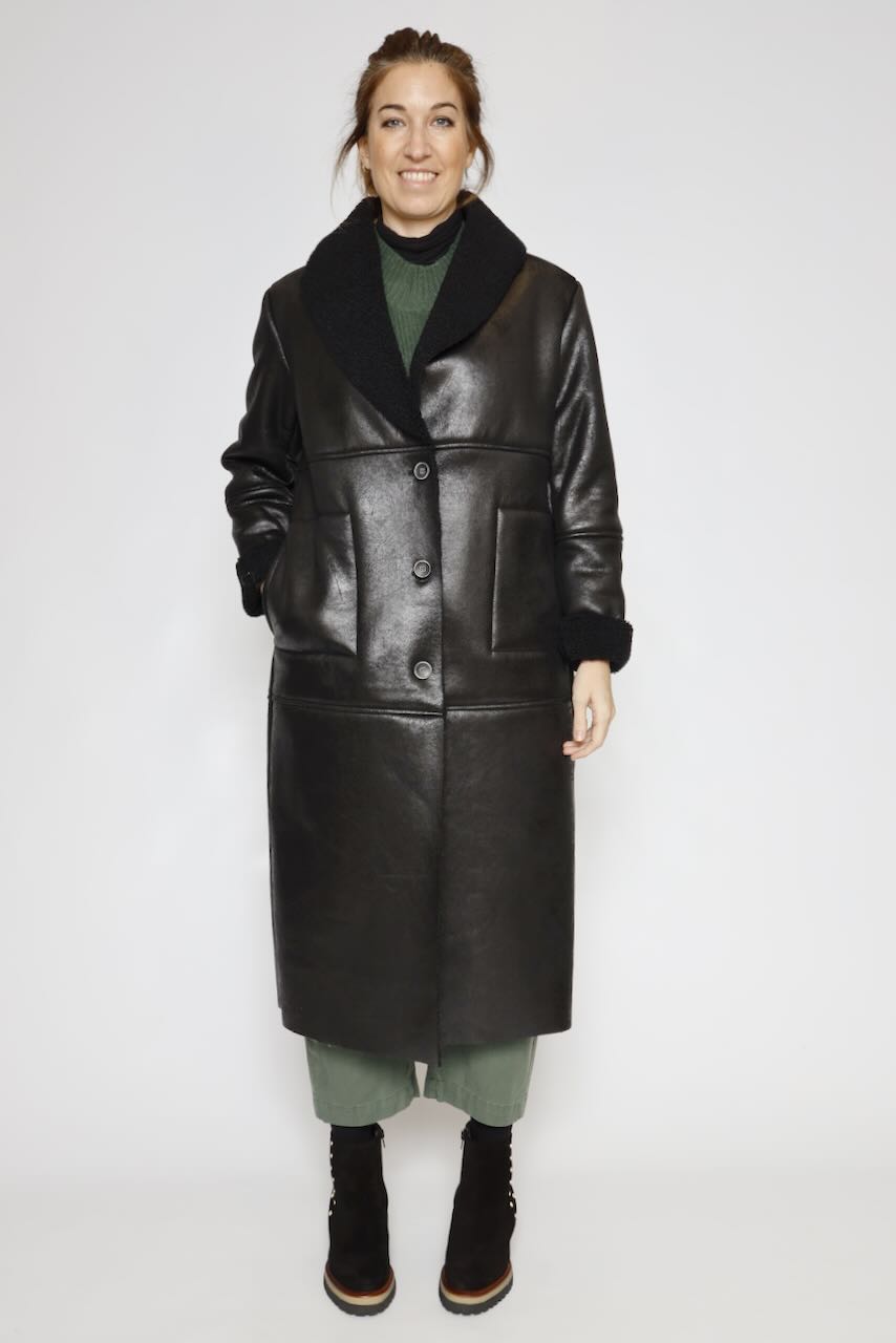 ABRIGO A24ON606-NEGRO