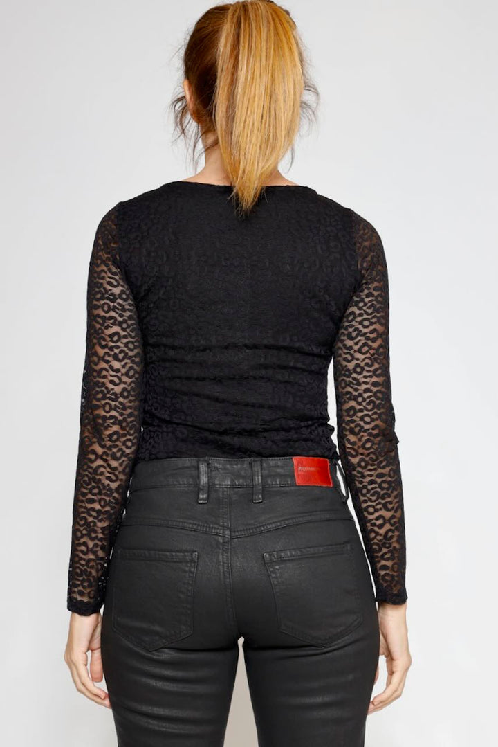 CAMISETA TANZY LEO LACE-NEGRO