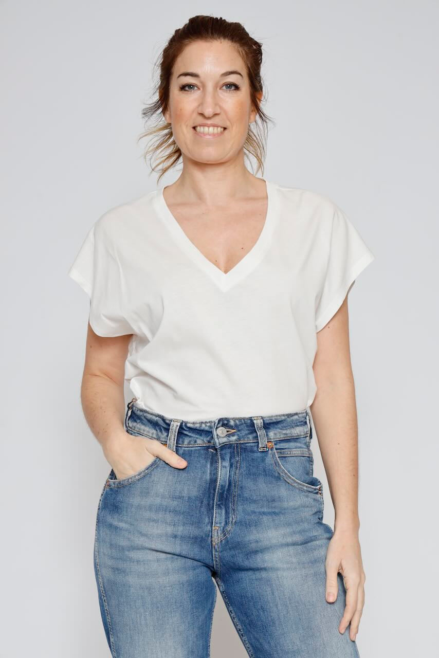 CAMISETA  SH000905-LATTE