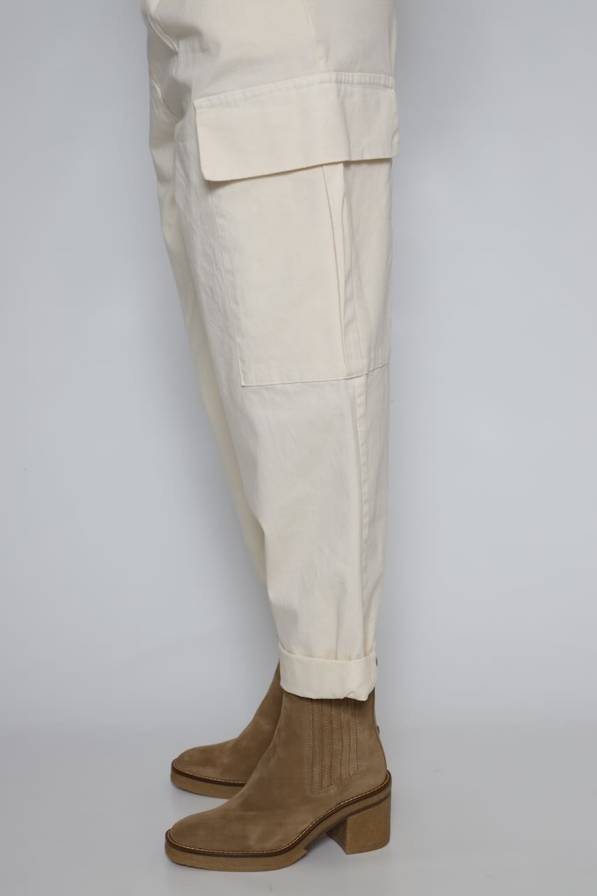 PANTALÓN CARGO A25RU204-LATTE