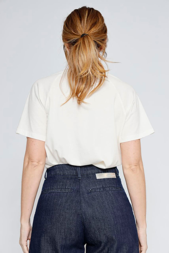 CAMISETA BY10320-LATTE