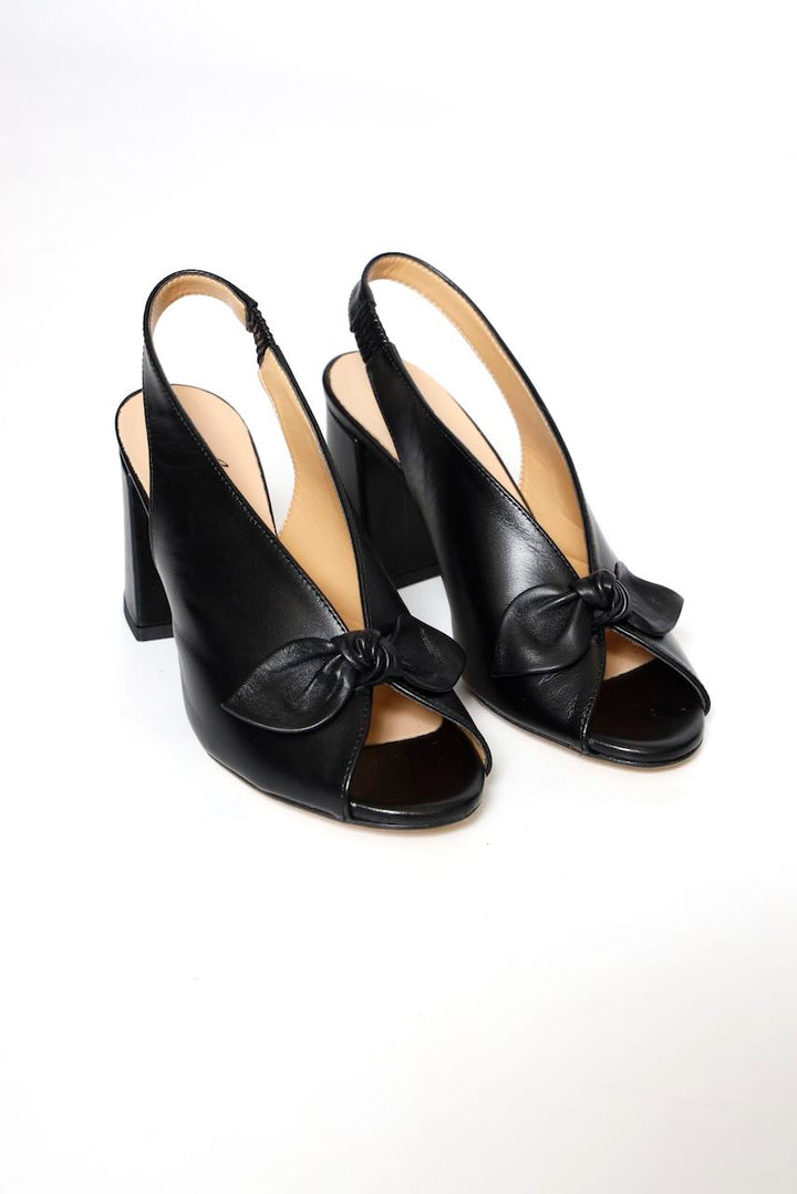 SANDALIA DESTALONADA 27869-NEGRO