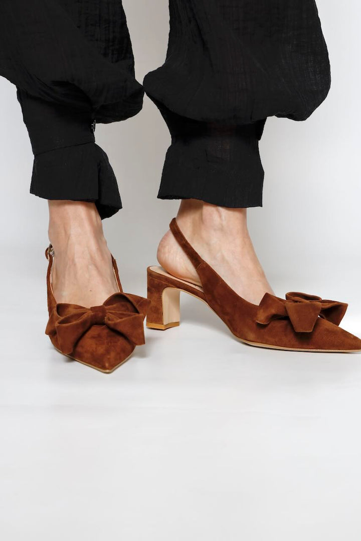 ZAPATO DESTALONADO 65621-CHOCOLATE