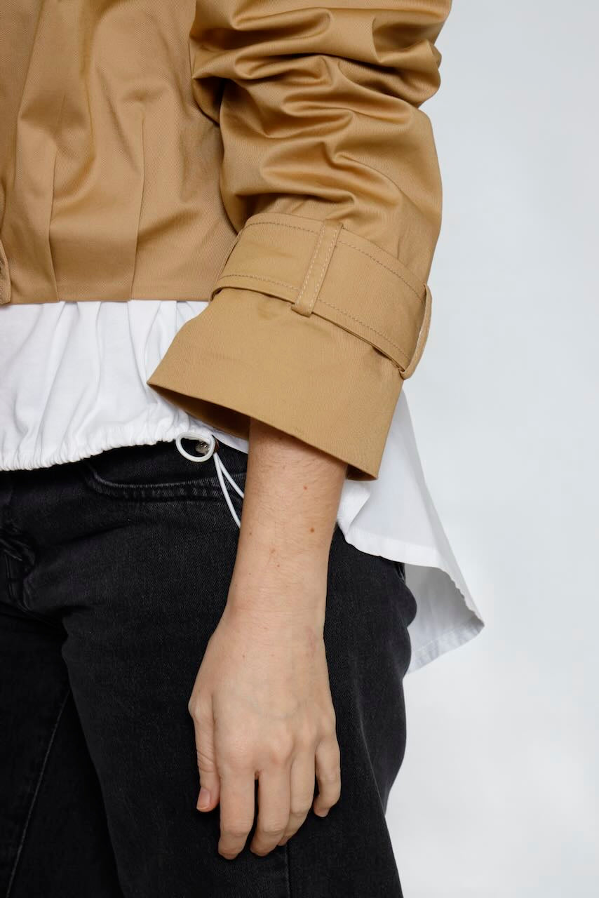 Gabardina corta  63-1034-CAMEL