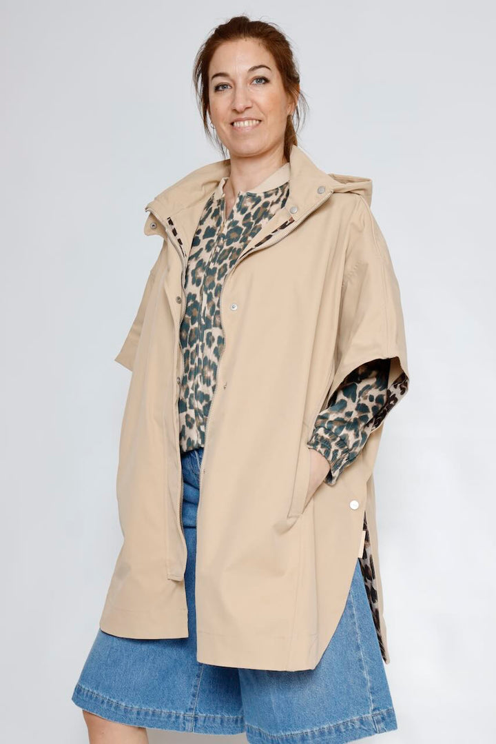 CAPA  GUST.7002621-BEIGE