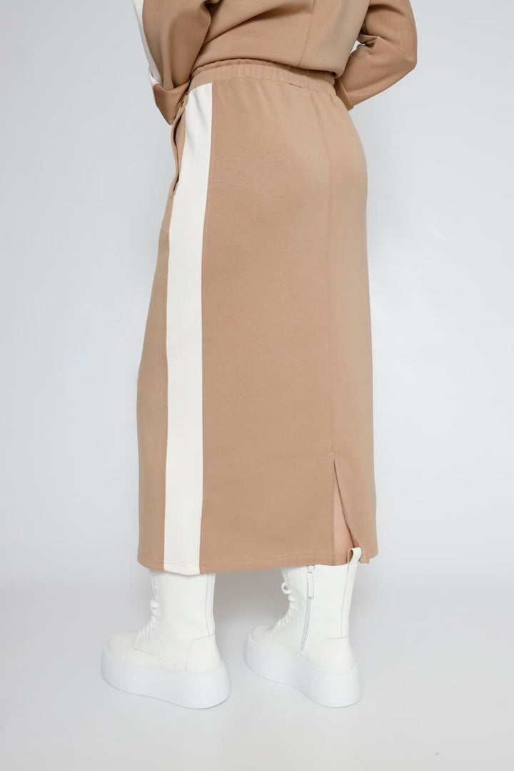 FALDA ZOYA.7002621-CAMEL