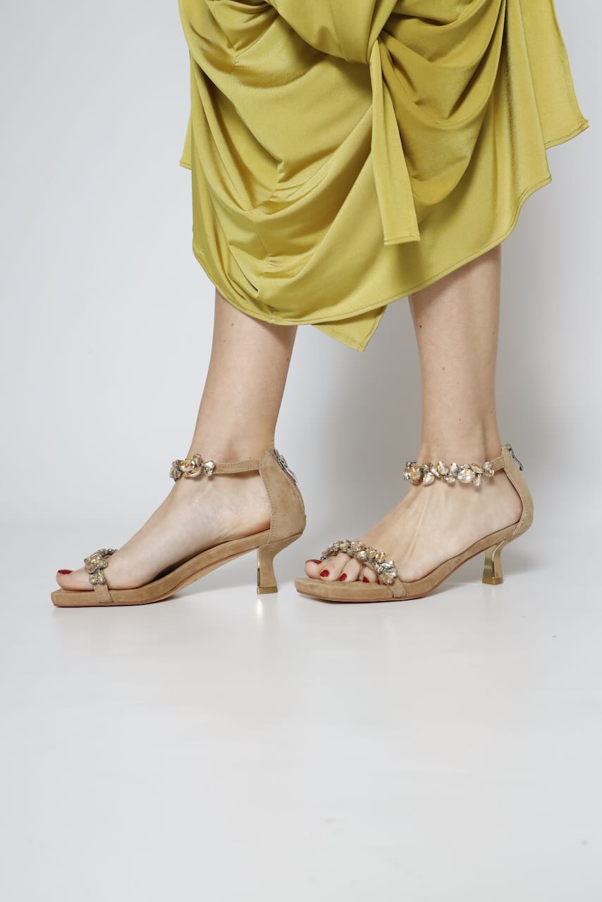 SANDALIA MINI TACÓN I250089-CAMEL