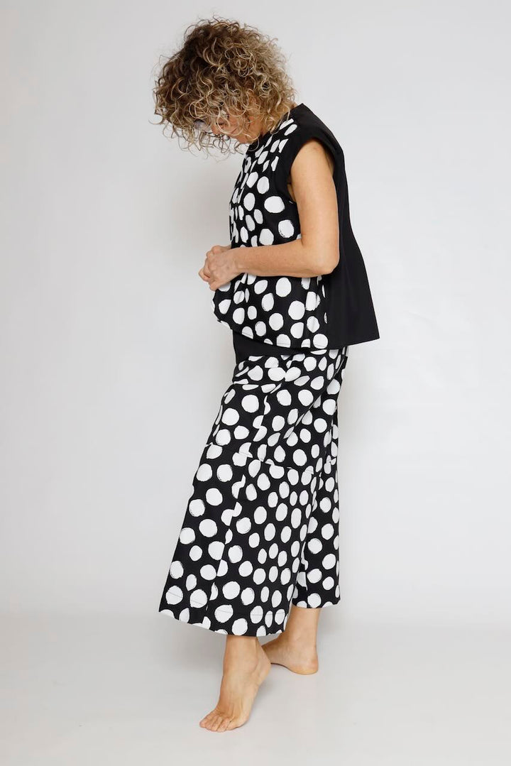 PANTALÓN LUNARES P6BM6336-NEGRO/BLANCO